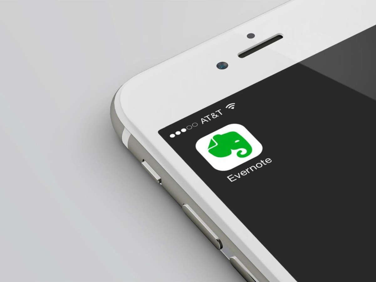 Evernote 11 Yapay Zeka Asistanı, Anlamsal Arama ve Toplantı Notları ile Geldi