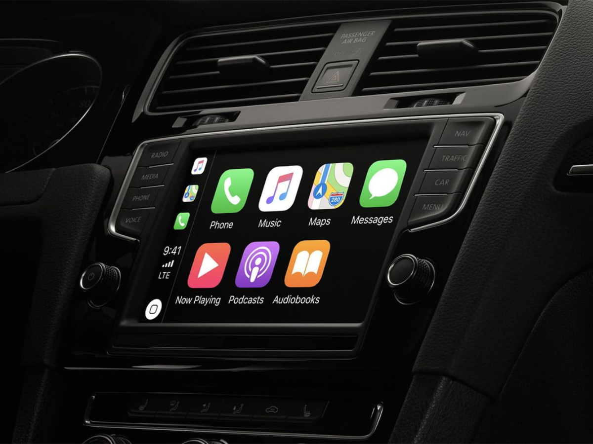 iOS 26.4 ile CarPlay'e ChatGPT, Claude ve Gemini Desteği Geliyor