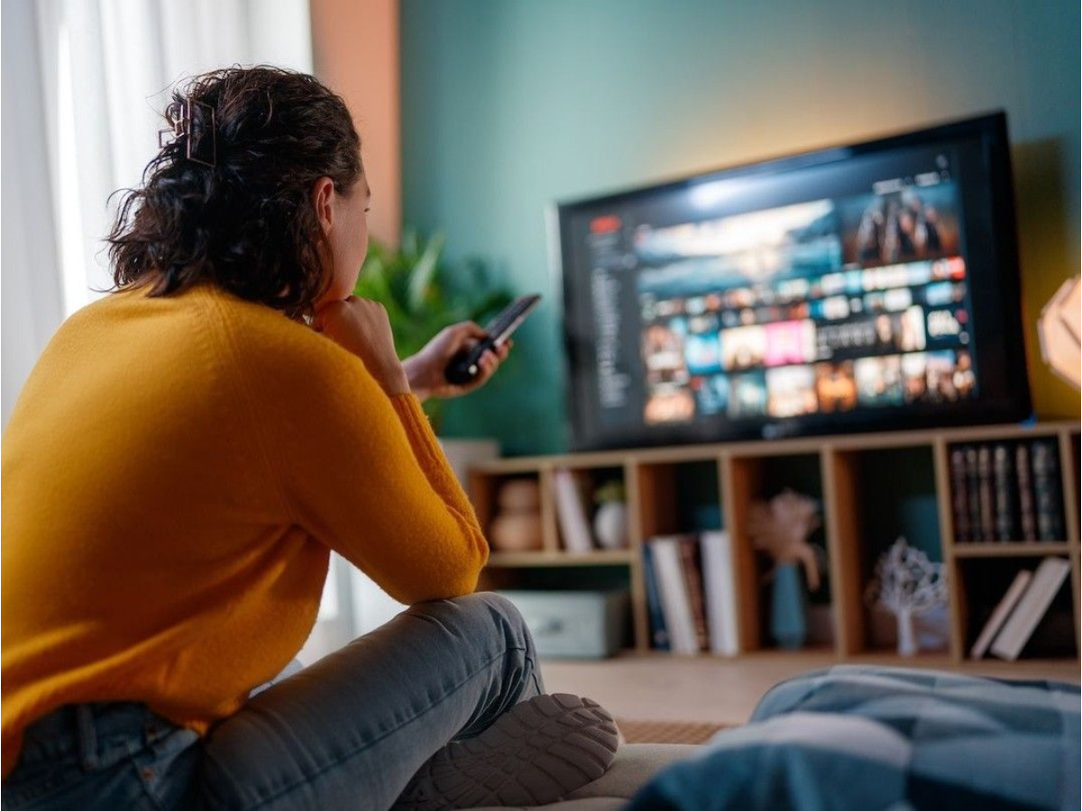 YouTube, Akıllı TV'lerde Yeni Soru Butonunu Test Ediyor